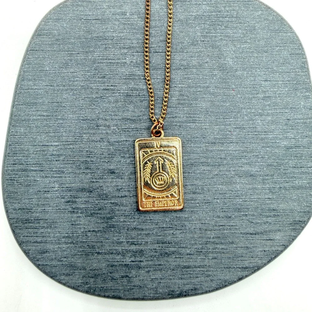 Gold Tone The Emperor IV Tarot Card Pendant Necklace Crown Symbol Adjustable
